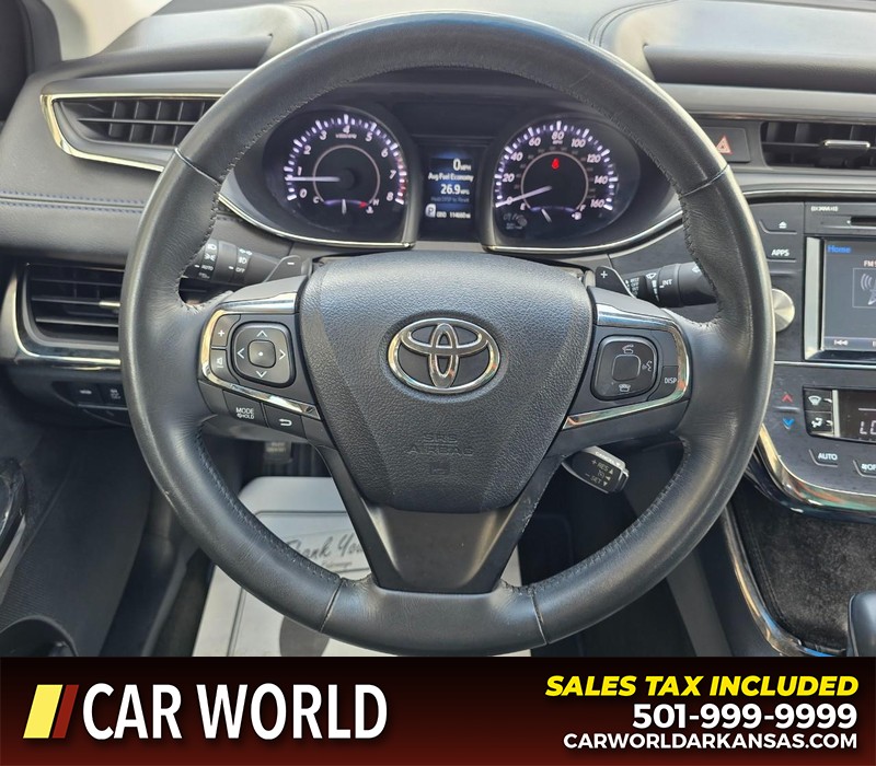 Toyota Avalon Vehicle Full-screen Gallery Image 15