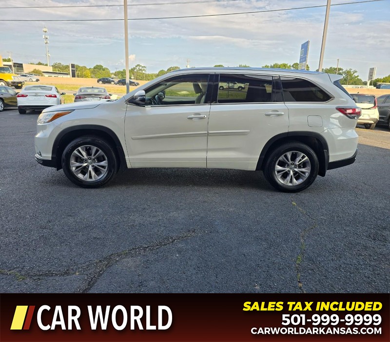 Toyota Highlander Vehicle Full-screen Gallery Image 4