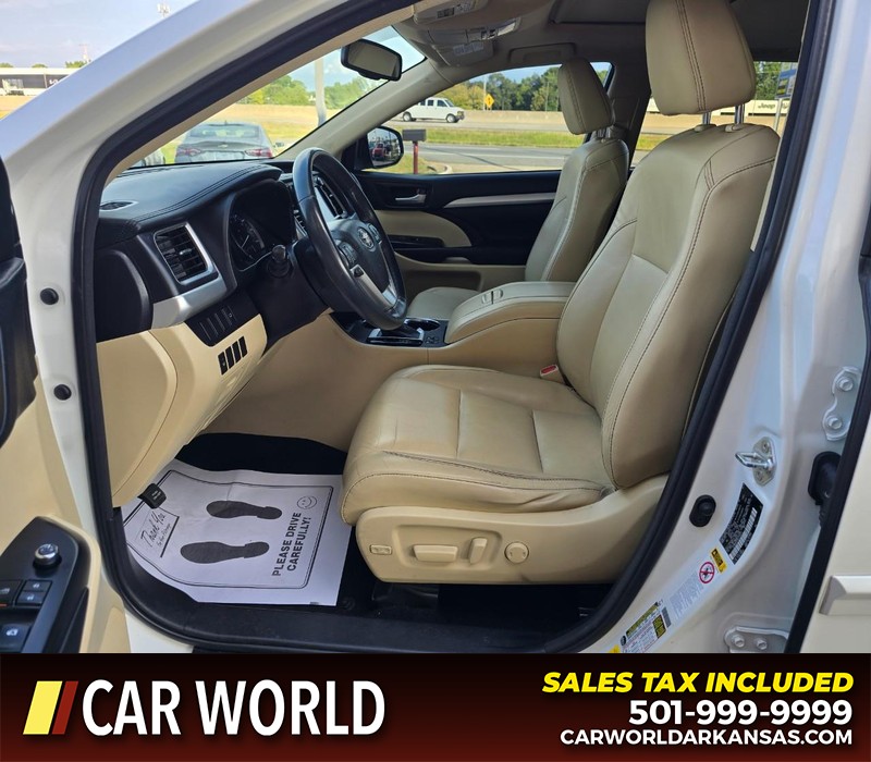 Toyota Highlander Vehicle Full-screen Gallery Image 8