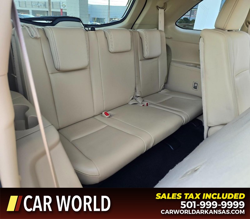 Toyota Highlander Vehicle Full-screen Gallery Image 15