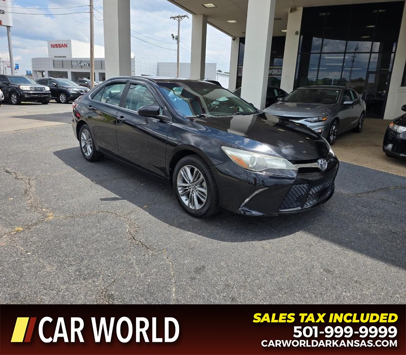 Toyota Camry Vehicle Full-screen Gallery Image 37