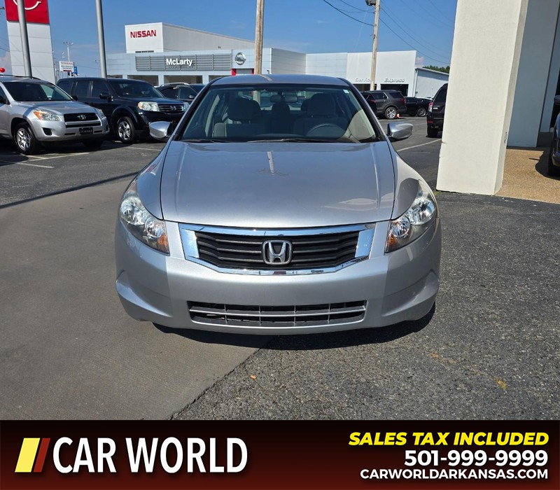 Honda Accord Sedan Vehicle Full-screen Gallery Image 2