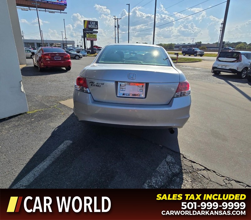 Honda Accord Sedan Vehicle Full-screen Gallery Image 5