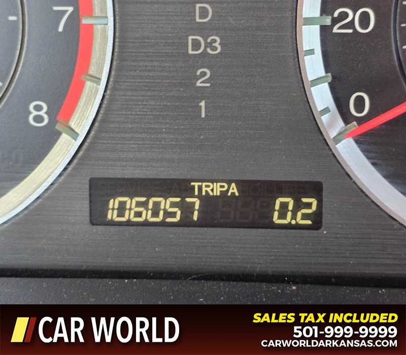 Honda Accord Sedan Vehicle Full-screen Gallery Image 16