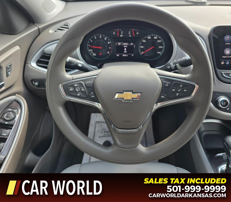 Chevrolet Malibu Vehicle Full-screen Gallery Image 15