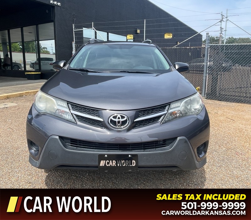 Toyota RAV4 Vehicle Full-screen Gallery Image 9