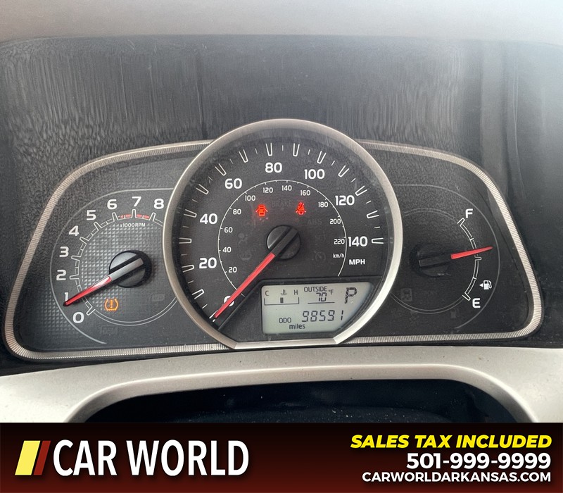 Toyota RAV4 Vehicle Full-screen Gallery Image 16