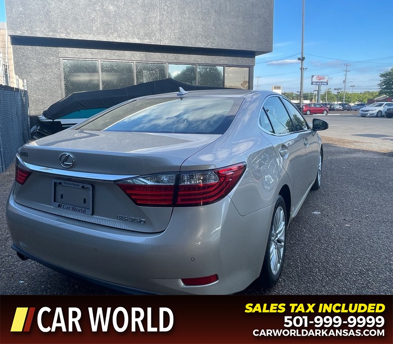 Lexus ES 350 Vehicle Full-screen Gallery Image 3