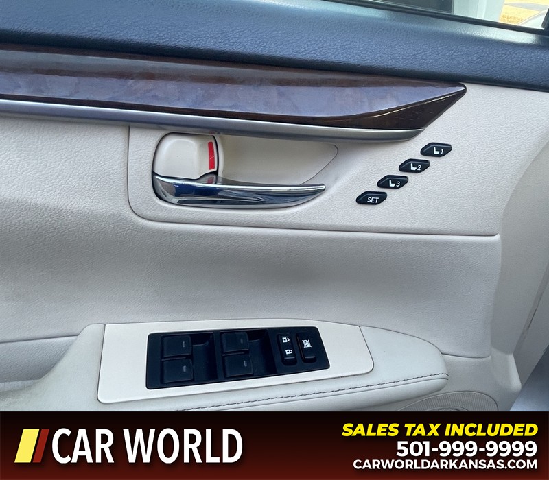 Lexus ES 350 Vehicle Full-screen Gallery Image 20