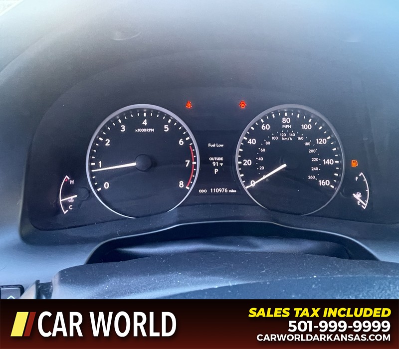 Lexus ES 350 Vehicle Full-screen Gallery Image 25