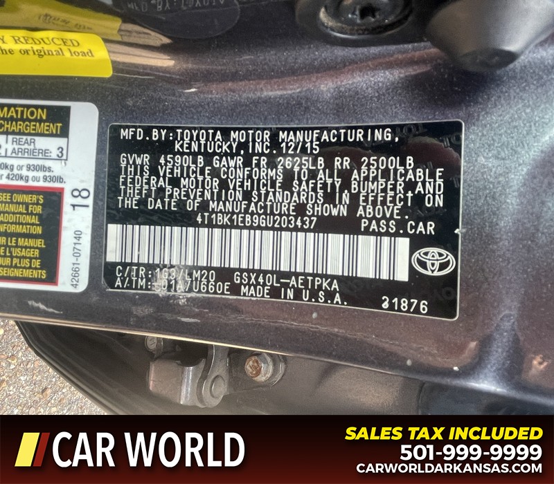 Toyota Avalon Vehicle Full-screen Gallery Image 23