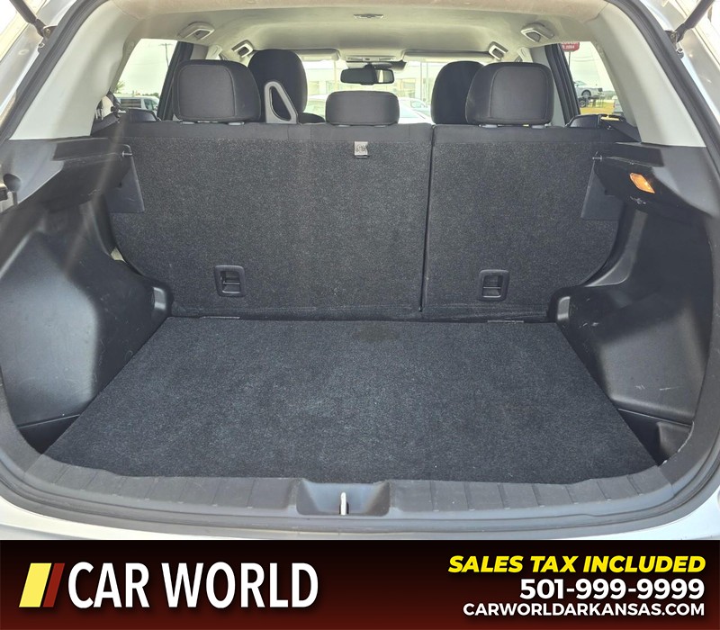 Mitsubishi Outlander Sport Vehicle Full-screen Gallery Image 14