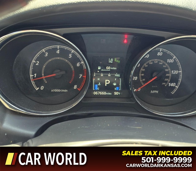 Mitsubishi Outlander Sport Vehicle Full-screen Gallery Image 18