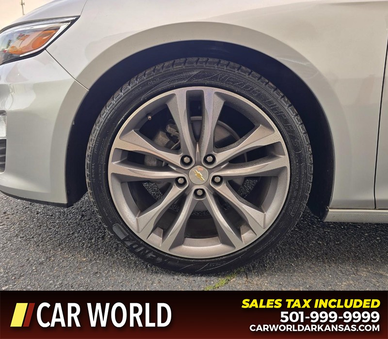 Chevrolet Malibu Vehicle Full-screen Gallery Image 6