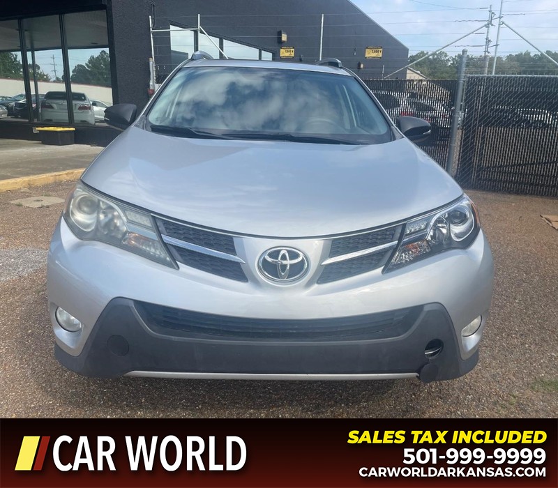 Toyota RAV4 Vehicle Full-screen Gallery Image 7