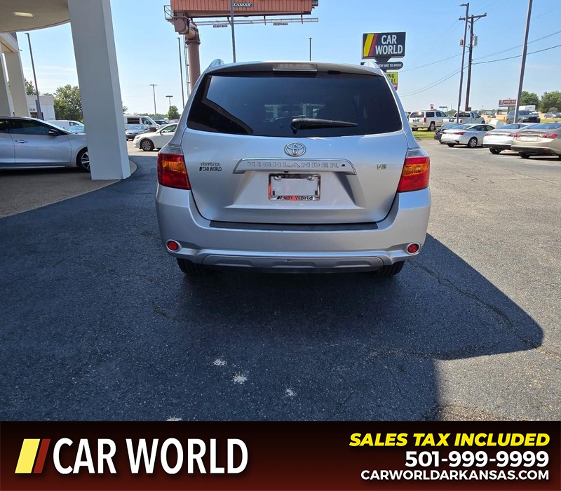 Toyota Highlander Vehicle Full-screen Gallery Image 5