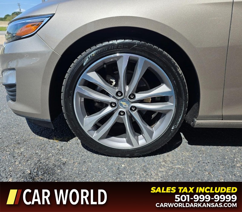 Chevrolet Malibu Vehicle Full-screen Gallery Image 6