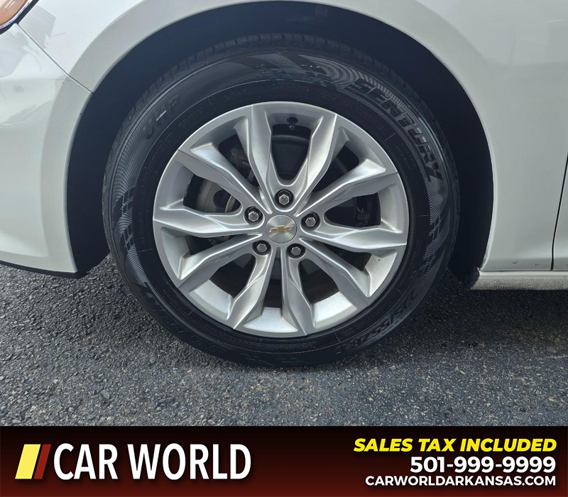 Chevrolet Malibu Vehicle Full-screen Gallery Image 6