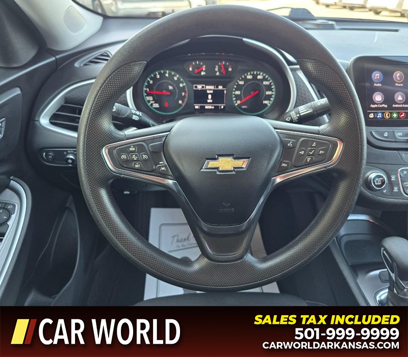 Chevrolet Malibu Vehicle Full-screen Gallery Image 15