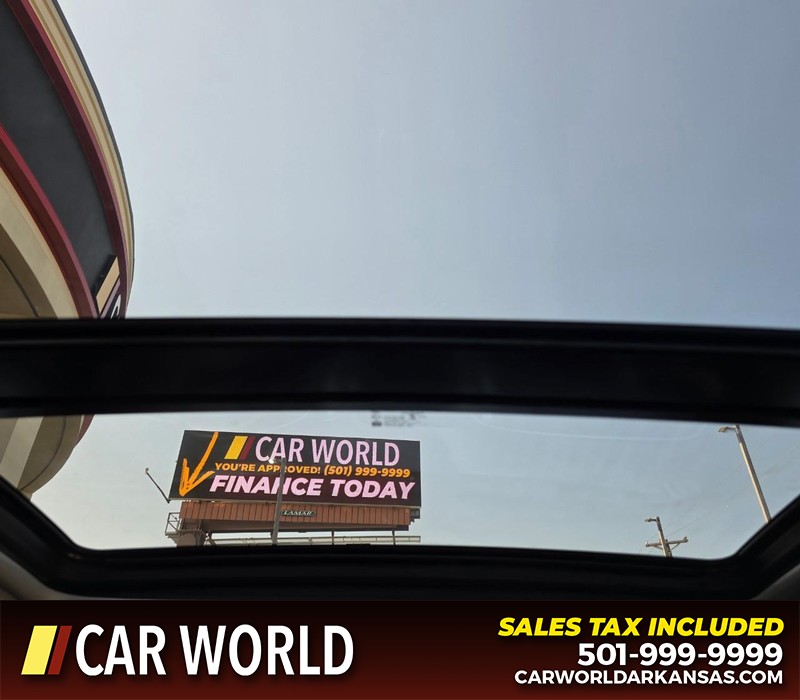 Chevrolet Malibu Vehicle Full-screen Gallery Image 19