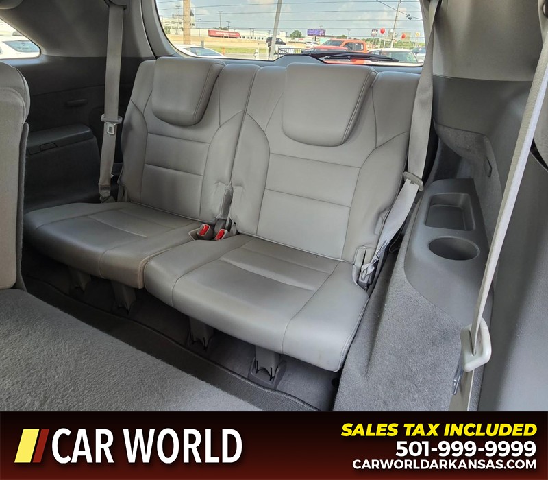 Acura MDX Vehicle Full-screen Gallery Image 11