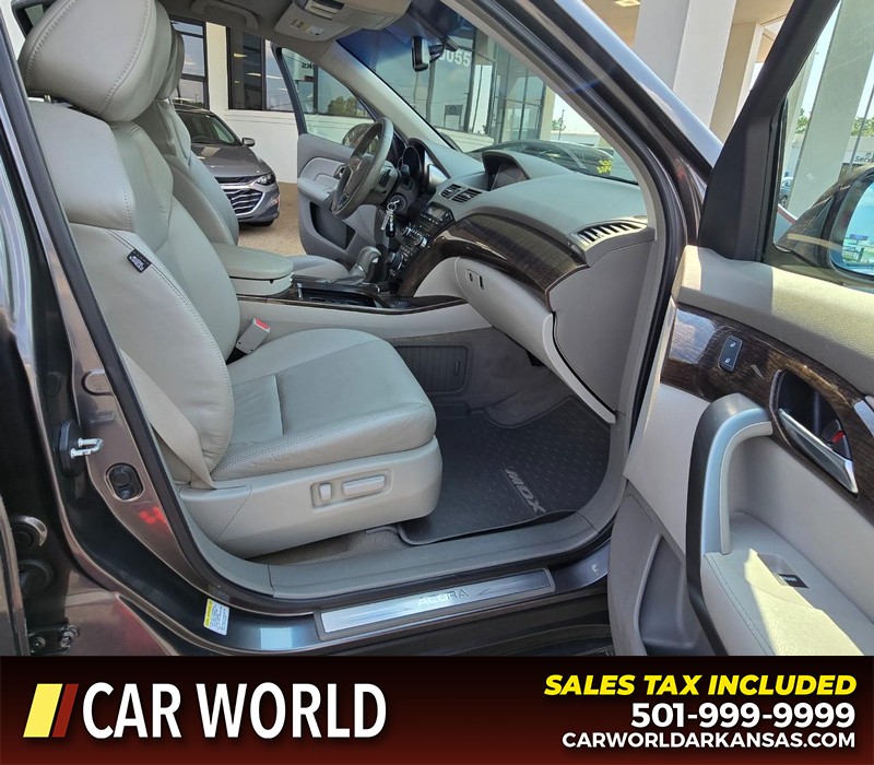 Acura MDX Vehicle Full-screen Gallery Image 12