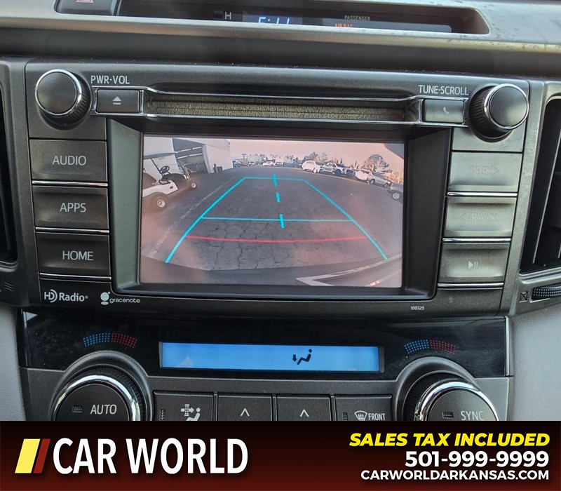 Toyota RAV4 Vehicle Full-screen Gallery Image 19