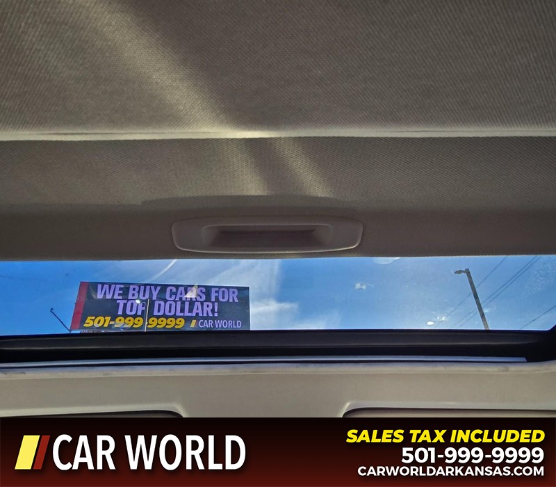 Toyota RAV4 Vehicle Full-screen Gallery Image 20