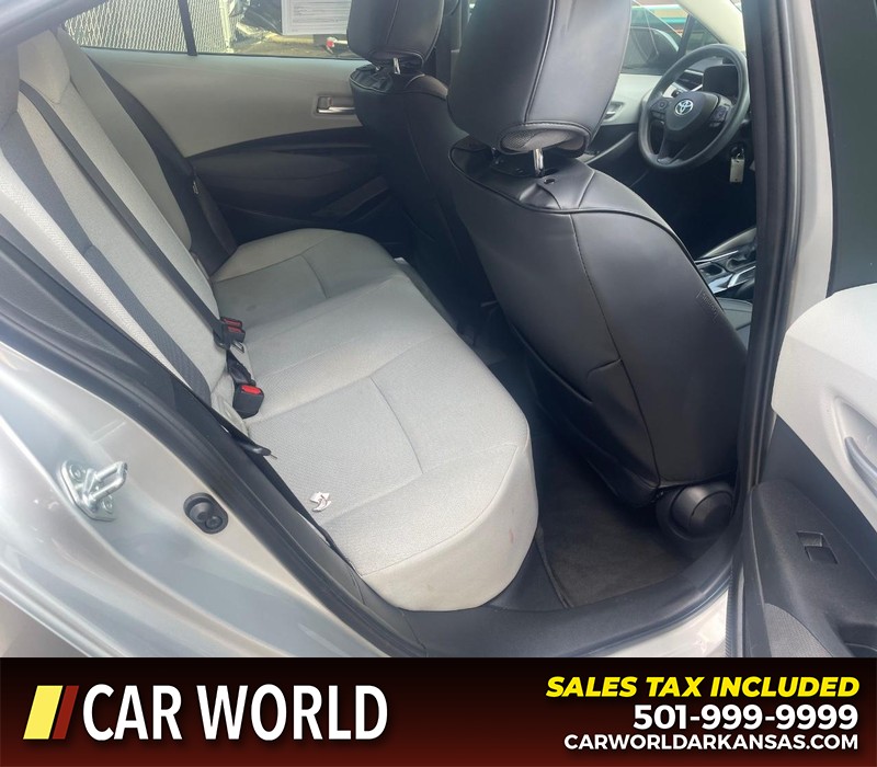 Toyota Corolla Vehicle Full-screen Gallery Image 8