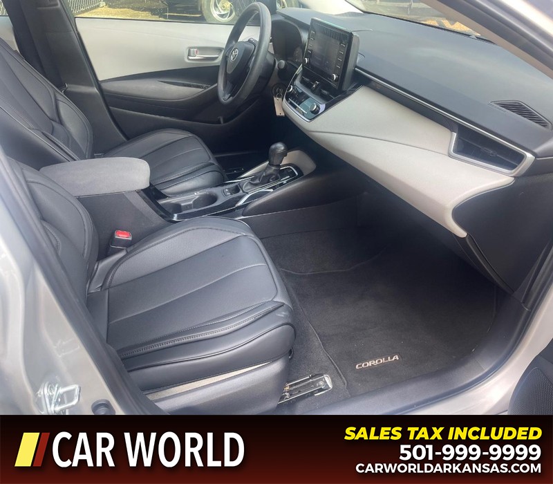 Toyota Corolla Vehicle Full-screen Gallery Image 9