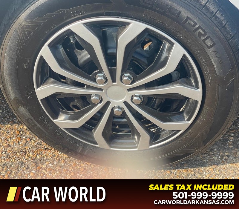 Toyota Corolla Vehicle Full-screen Gallery Image 18