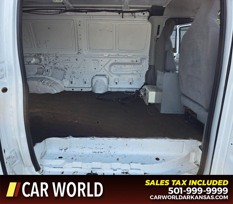 Ford Econoline Cargo Van Vehicle Full-screen Gallery Image 9