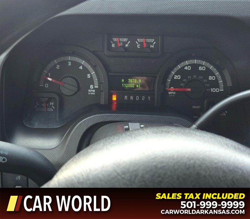 Ford Econoline Cargo Van Vehicle Full-screen Gallery Image 13