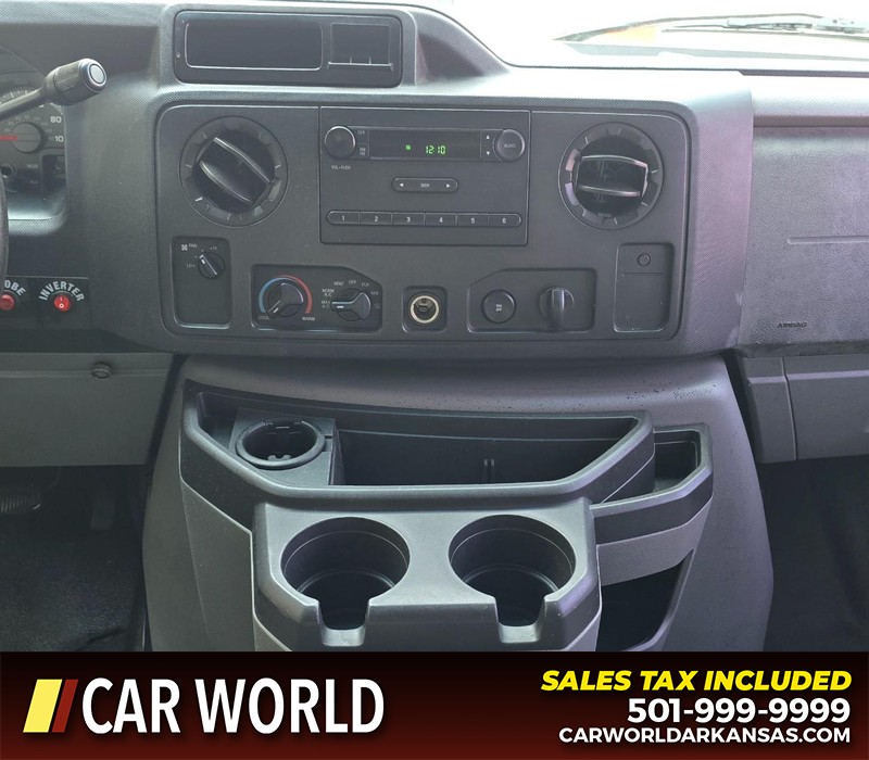 Ford Econoline Cargo Van Vehicle Full-screen Gallery Image 14