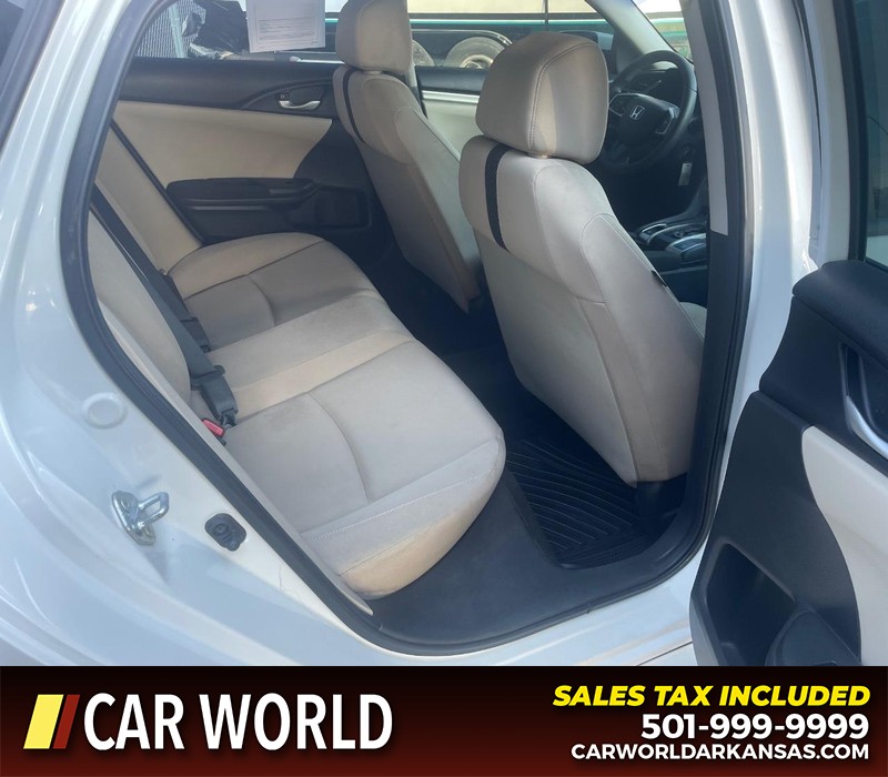 Honda Civic Sedan Vehicle Full-screen Gallery Image 8