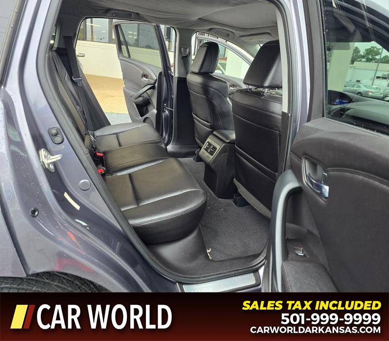Acura RDX Vehicle Full-screen Gallery Image 12