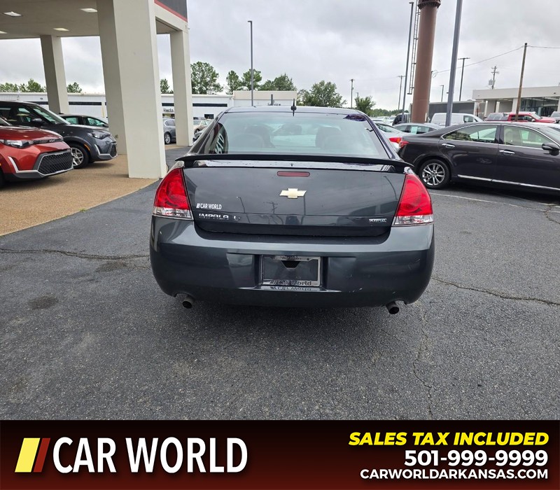 Chevrolet Impala Vehicle Full-screen Gallery Image 5