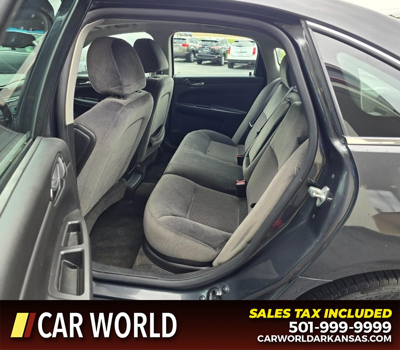 Chevrolet Impala Vehicle Full-screen Gallery Image 10