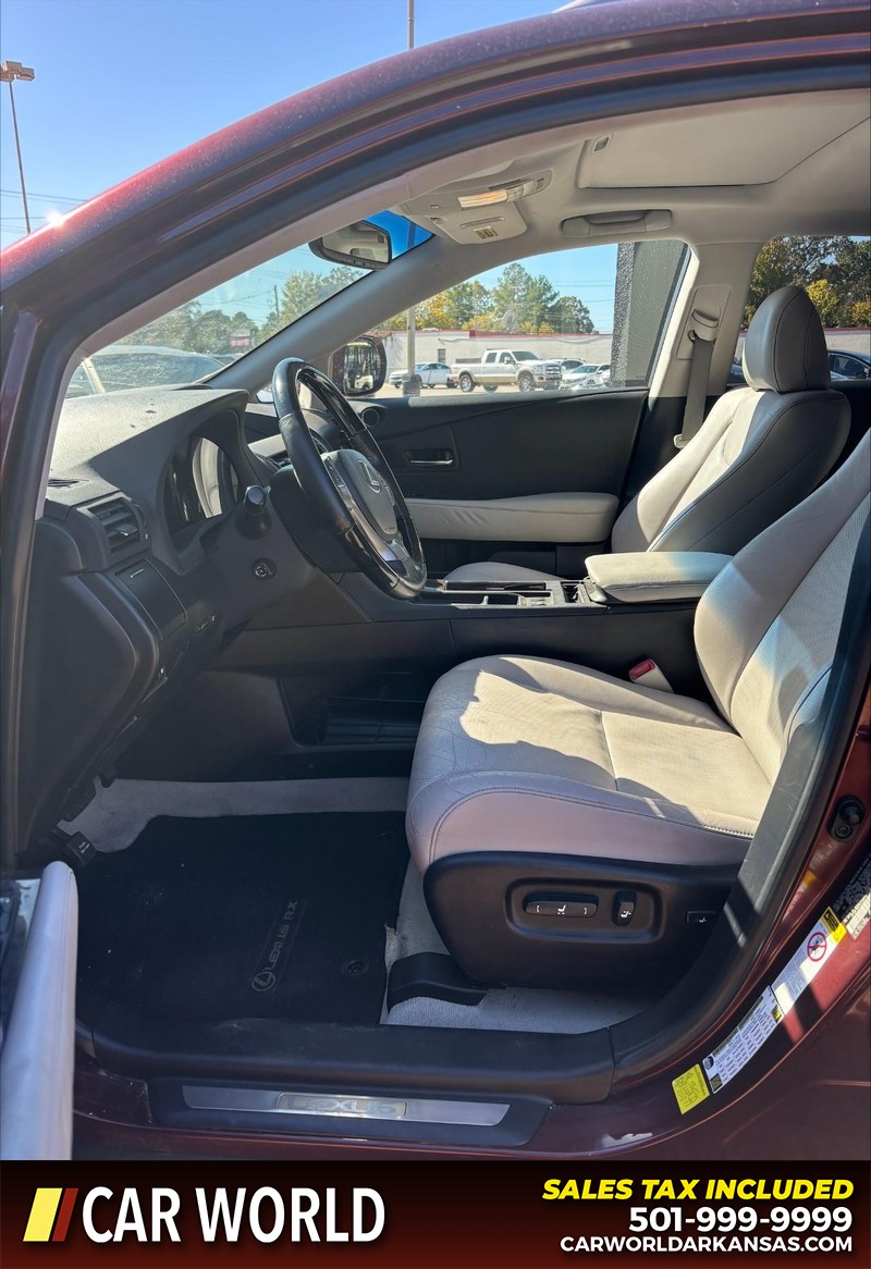 Lexus RX 350 Vehicle Full-screen Gallery Image 13