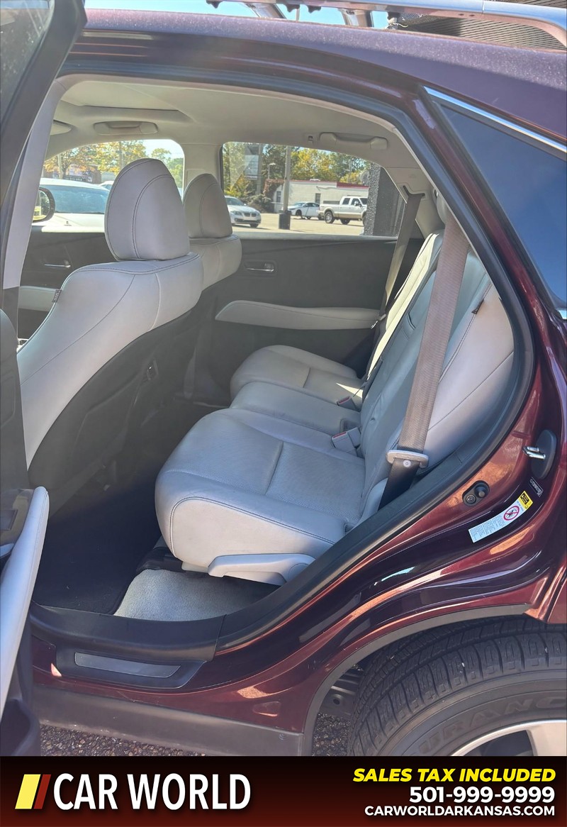 Lexus RX 350 Vehicle Full-screen Gallery Image 15