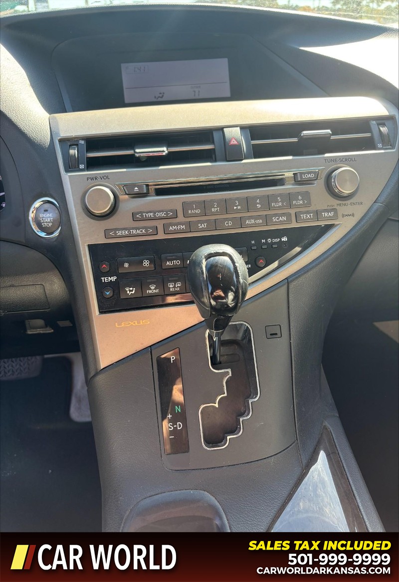 Lexus RX 350 Vehicle Full-screen Gallery Image 17