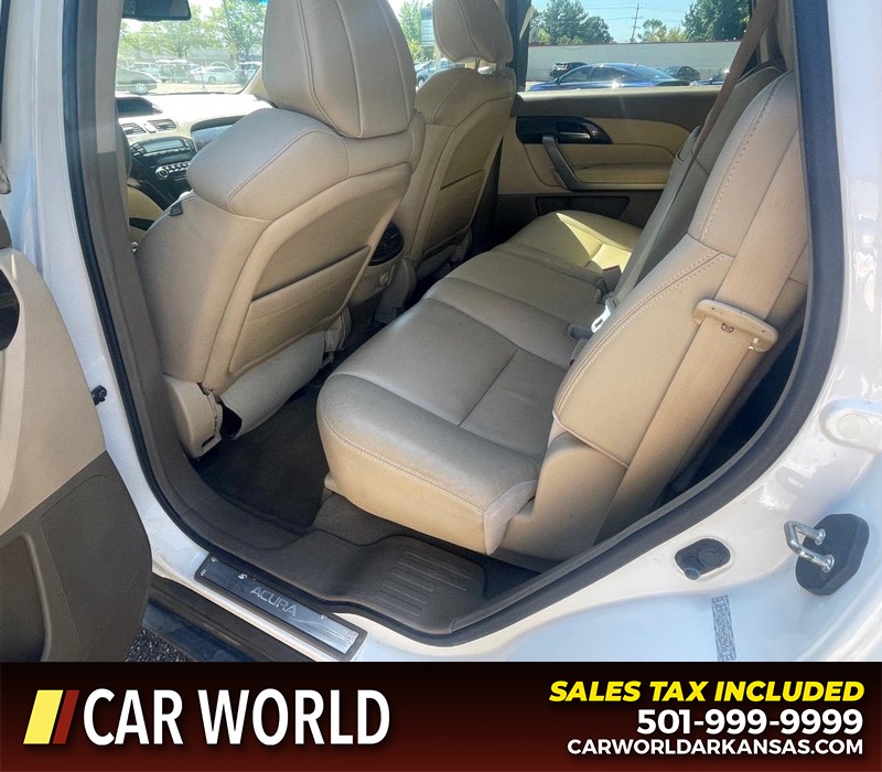 Acura MDX Vehicle Full-screen Gallery Image 12