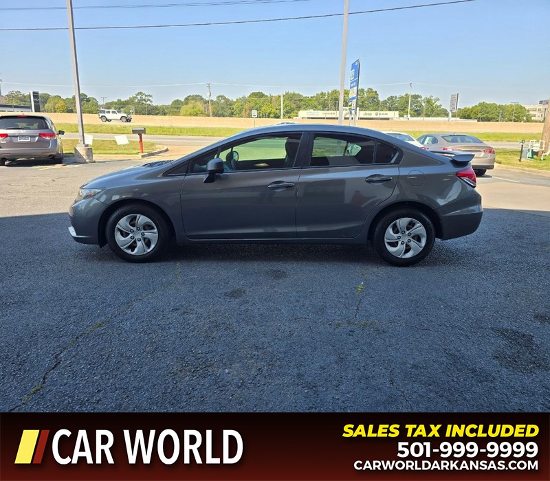 Honda Civic Sedan Vehicle Full-screen Gallery Image 4