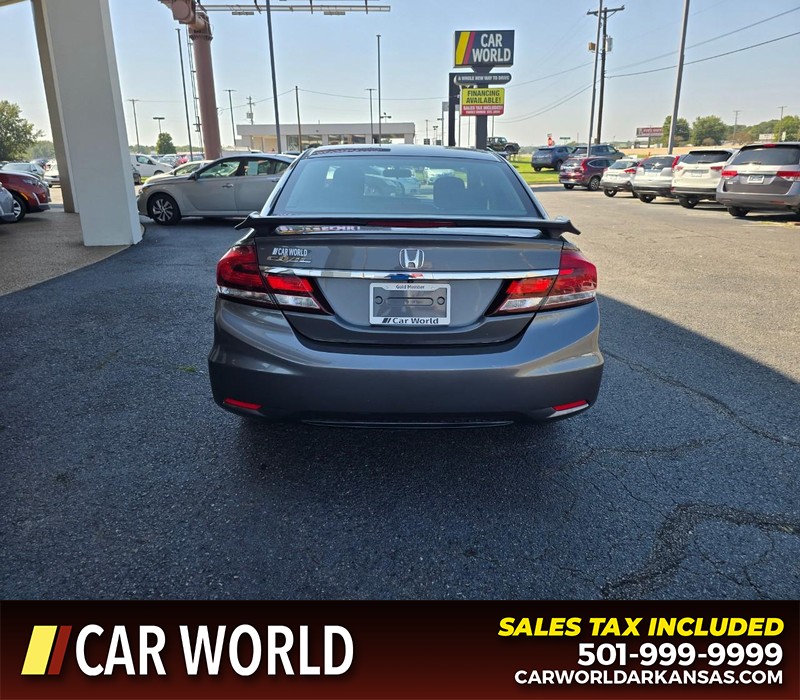 Honda Civic Sedan Vehicle Full-screen Gallery Image 5