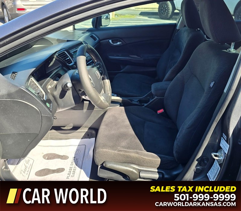 Honda Civic Sedan Vehicle Full-screen Gallery Image 8