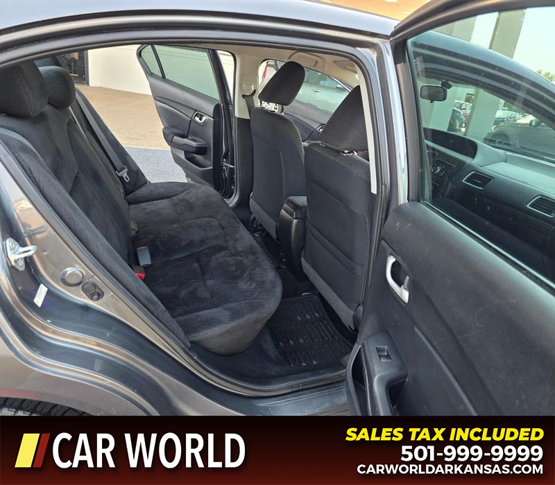 Honda Civic Sedan Vehicle Full-screen Gallery Image 12