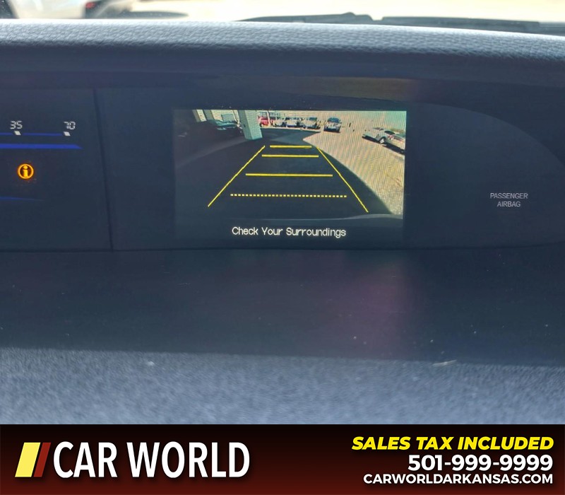 Honda Civic Sedan Vehicle Full-screen Gallery Image 18