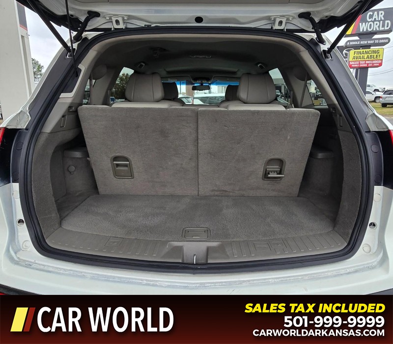 Acura MDX Vehicle Full-screen Gallery Image 15