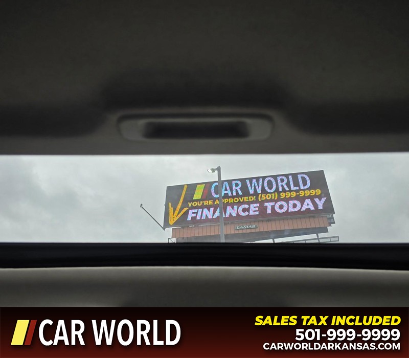 Acura MDX Vehicle Full-screen Gallery Image 23