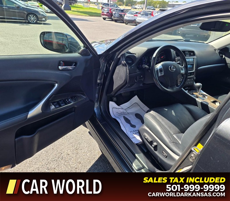 Lexus IS 250 Vehicle Full-screen Gallery Image 7